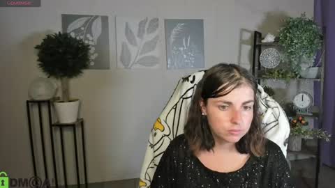 Snapshot of elara_starfall chatting on 07/14/26, 10:21 Marta online show from 07/14/26, 10:21