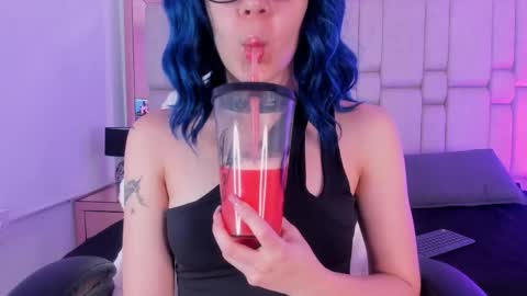 Ela online show from 04/08/26, 12:16