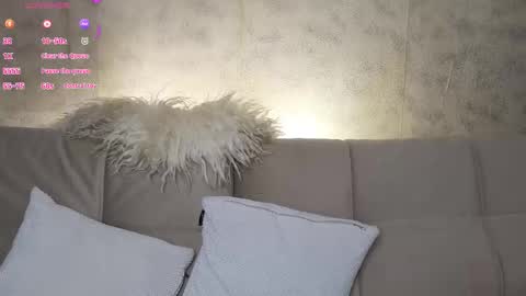 Snapshot of elarasable chatting on 11/29/25, 06:55 elarasable online show from 11/29/25, 06:55