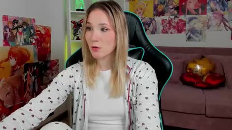 elaravoltage online show from 03/15/26, 05:13