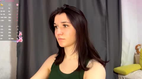 Snapshot of elaravoss chatting on 02/14/26, 02:36 Bella online show from 02/14/26, 02:36