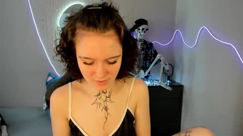 elastikiss online show from 03/16/26, 05:44