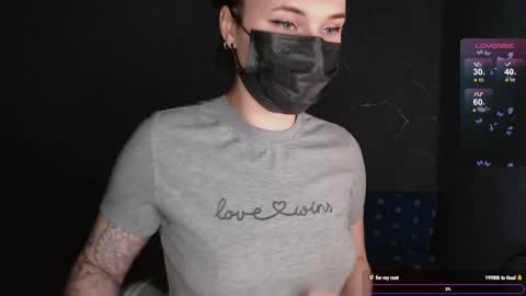 Snapshot of elay_noir chatting on 02/07/26, 09:51 elay_noir online show from 02/07/26, 09:51