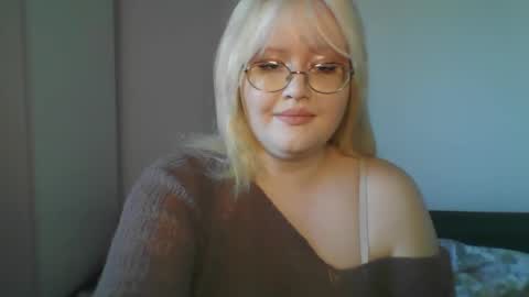 elayne_sweet online show from 05/03/26, 06:08
