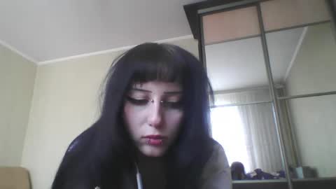 Snapshot of elaynetanton chatting on 05/07/26, 12:10 Lia online show from 05/07/26, 12:10