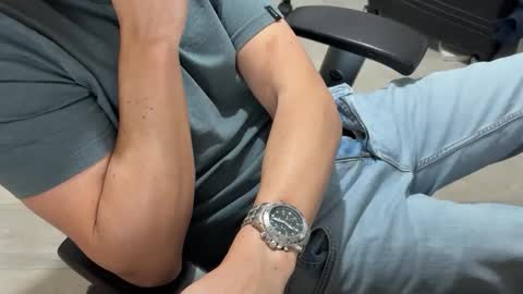 elc_2 online show from 01/18/25, 10:28