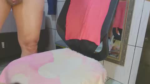 Elcimar online show from 11/18/25, 10:25