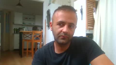 daniel18cmx online show from 11/04/25, 01:59