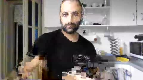 Snapshot of elcondorxo509107 chatting on 05/11/26, 02:39 daniel18cmx online show from 05/11/26, 02:39