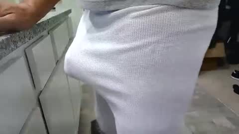 Snapshot of eldongue2024 chatting on 12/16/24, 03:00 eldongue2024 online show from 12/16/24, 03:00