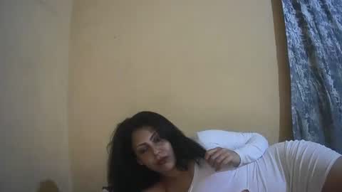 Snapshot of electra137 chatting on 12/04/25, 08:28 Isabella online show from 12/04/25, 08:28