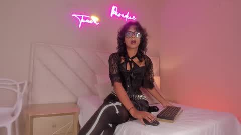 ELECTRA online show from 11/15/25, 06:48