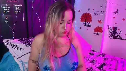 Snapshot of electra_queen1 chatting on 09/15/25, 02:55  Electra  online show from 09/15/25, 02:55