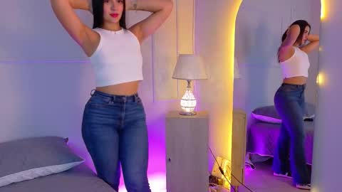 ELECTRA  online show from 12/17/25, 07:42