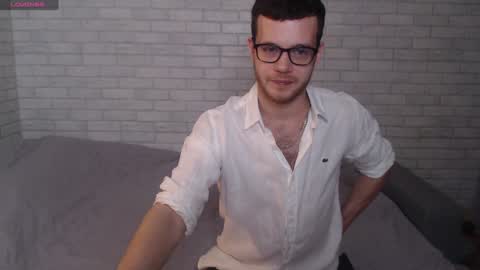 Alex online show from 01/05/25, 01:58