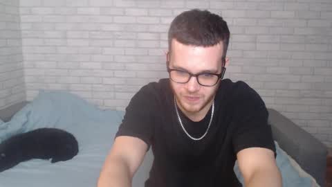 Alex online show from 02/12/25, 06:40