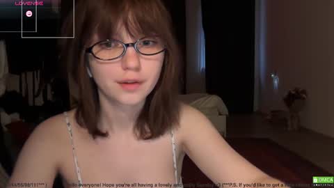 Snapshot of electric_woman chatting on 06/28/26, 06:58 Aleksa online show from 06/28/26, 06:58