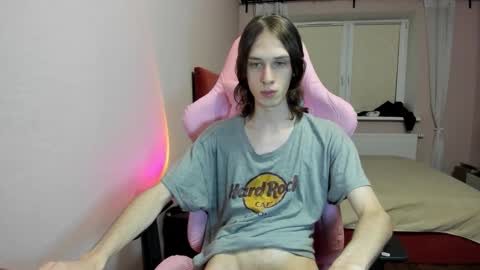 eleganc3 online show from 10/25/25, 07:08