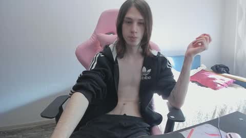 eleganc3 online show from 02/24/26, 08:12