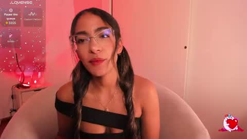Snapshot of elegant_rouse chatting on 07/14/26, 02:38 Rouse online show from 07/14/26, 02:38