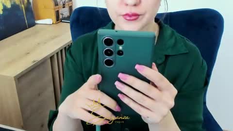 eleganzavogue online show from 05/12/26, 07:27