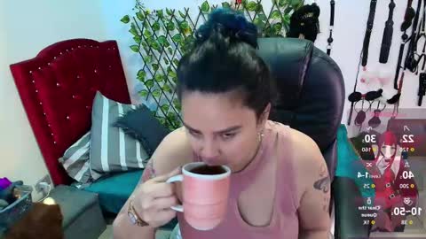 elektra online show from 10/31/25, 12:17