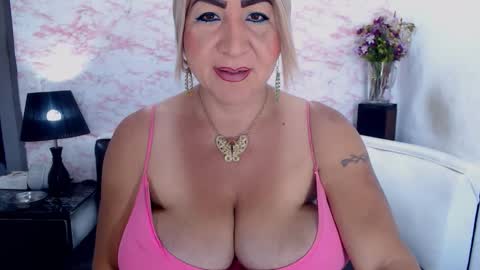 XIOMY   give LIKE on my page online show from 01/24/25, 12:20