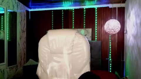 Elena online show from 02/04/26, 12:44