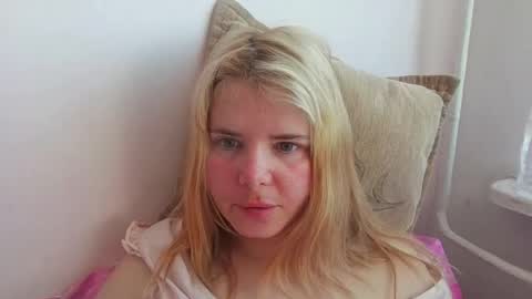 Elena online show from 04/17/26, 10:18