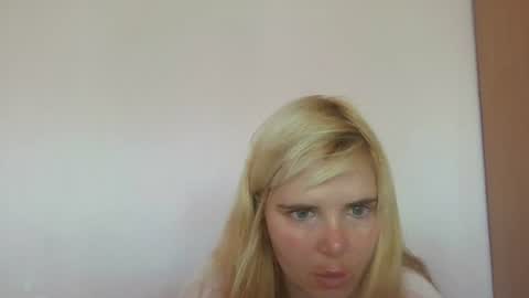 Elena online show from 06/27/26, 12:22
