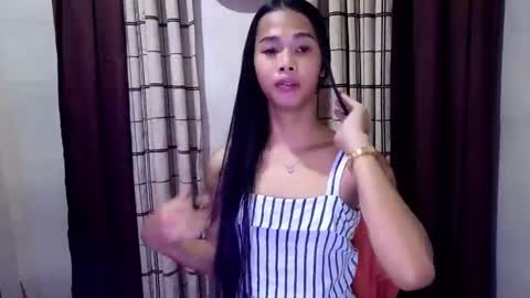 Call me Yours. online show from 11/04/25, 10:14