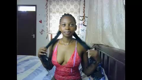 Snapshot of eleniedoll chatting on 02/24/26, 08:01 eleniedoll online show from 02/24/26, 08:01