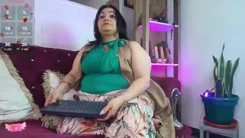 elenna_boobs_ online show from 02/04/26, 01:33