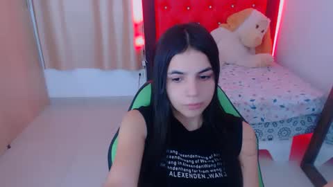 agnes online show from 12/28/24, 05:46