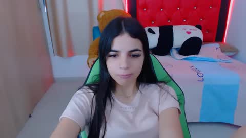 agnes online show from 01/25/25, 05:51