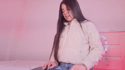 Snapshot of elenna_salvatoree chatting on 07/26/26, 10:16 Elena online show from 07/26/26, 10:16