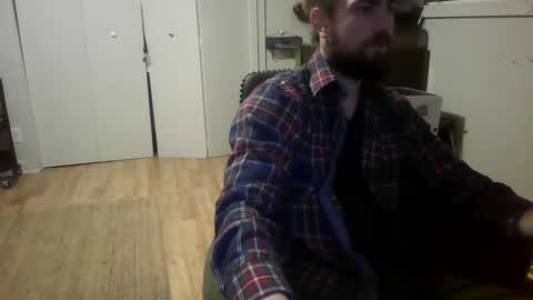 Snapshot of elephantfox chatting on 12/15/24, 06:40 fox online show from 12/15/24, 06:40