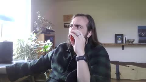 Snapshot of elephantfox chatting on 01/11/25, 07:16 fox online show from 01/11/25, 07:16