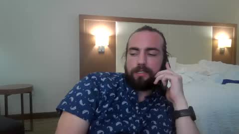 Snapshot of elephantfox chatting on 02/06/25, 03:06 fox online show from 02/06/25, 03:06