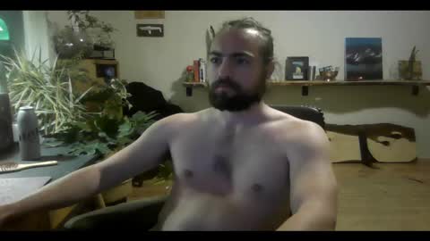 Snapshot of elephantfox chatting on 02/13/25, 04:54 fox online show from 02/13/25, 04:54