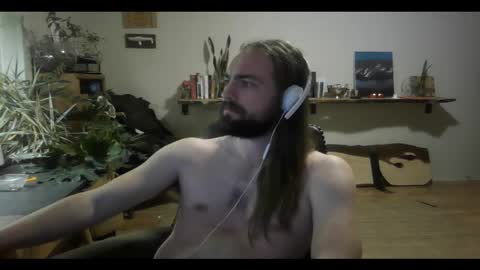 Snapshot of elephantfox chatting on 02/26/25, 05:09 fox online show from 02/26/25, 05:09