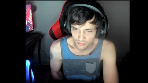 Snapshot of elephantrunkman chatting on 01/01/25, 03:45 elephantrunkman online show from 01/01/25, 03:45