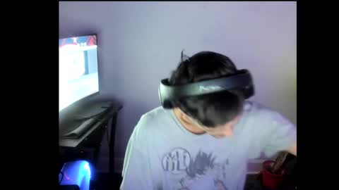 Snapshot of elephantrunkman chatting on 02/12/25, 05:05 elephantrunkman online show from 02/12/25, 05:05