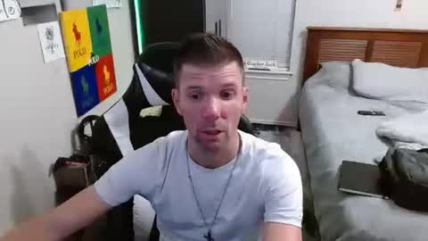 Walker online show from 10/31/25, 04:13