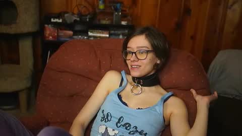 Emma online show from 11/08/25, 07:34