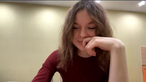 Mila online show from 03/05/26, 05:31