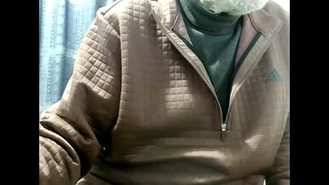 elfyonee online show from 12/08/24, 04:07