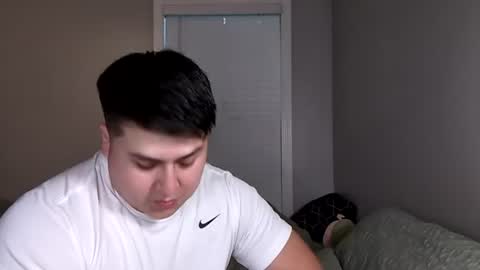 Snapshot of elgotti13 chatting on 07/18/26, 11:19 elgotti13 online show from 07/18/26, 11:19