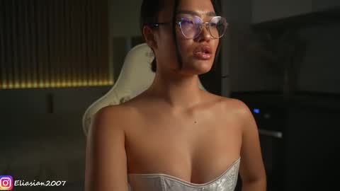 Eli  online show from 03/27/26, 01:33