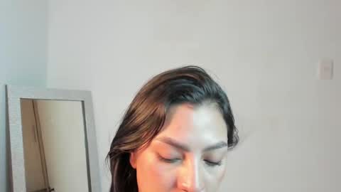 Elizabeth online show from 03/12/25, 11:01